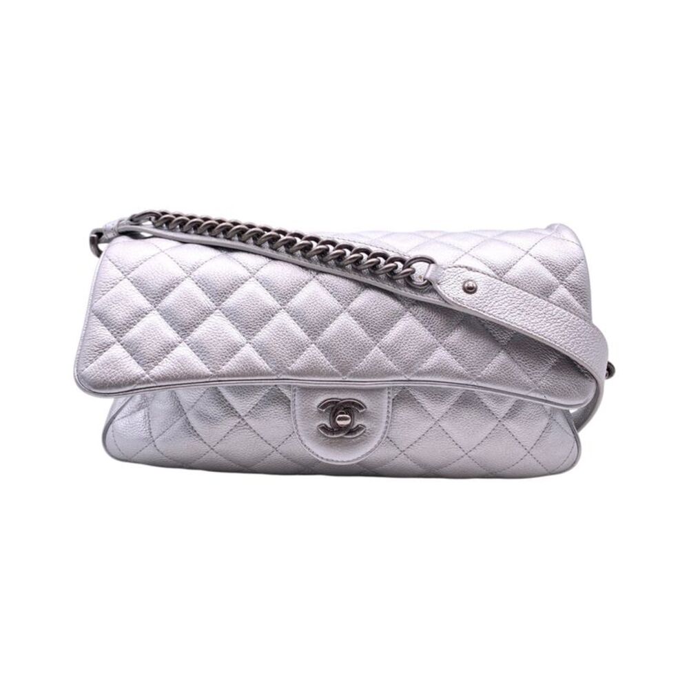 Chanel Leather Shoulder Bag Timeless/Classique